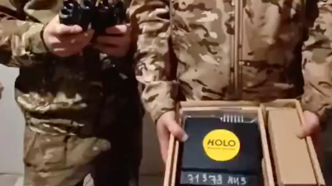 13 portable and vehicle-mounted radios